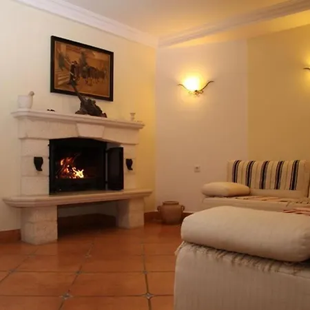 Nyaraló House Davor *