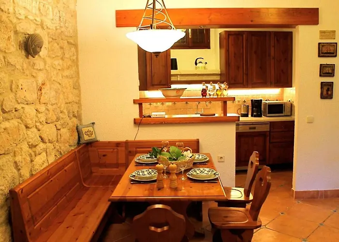 House Davor